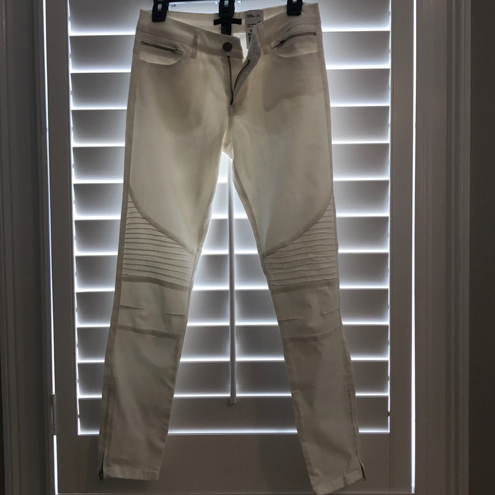 White Forever 21 jeans with ruffles on legs